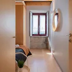 Azulejo Riverside House & Balcony By Hostwise Holiday home