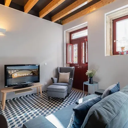 Azulejo Riverside House & Balcony By Hostwise * 빌라노바데가이아