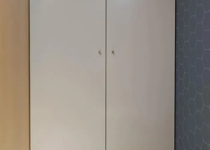 Azulejo Riverside House & Balcony By Hostwise *