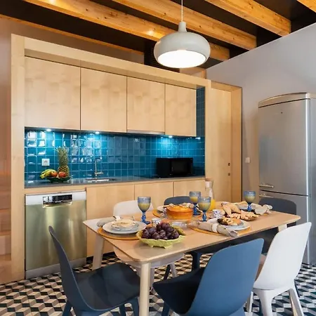 Azulejo Riverside House & Balcony By Hostwise Holiday home Vila Nova de Gaia
