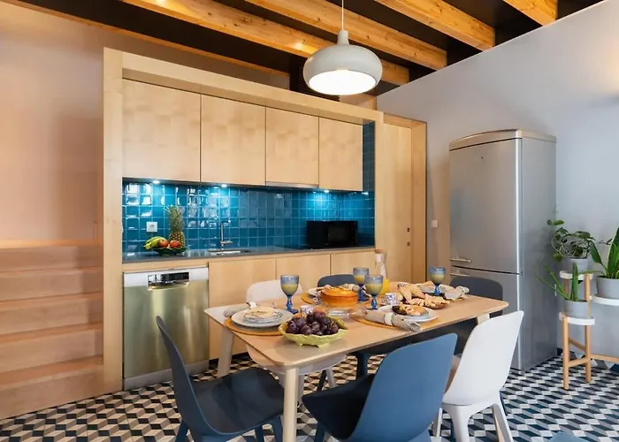 Azulejo Riverside House & Balcony By Hostwise Vakantiehuis Vila Nova de Gaia