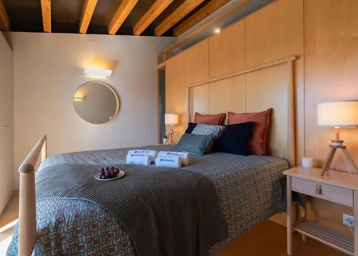 Holiday home Azulejo Riverside House & Balcony By Hostwise Vila Nova de Gaia